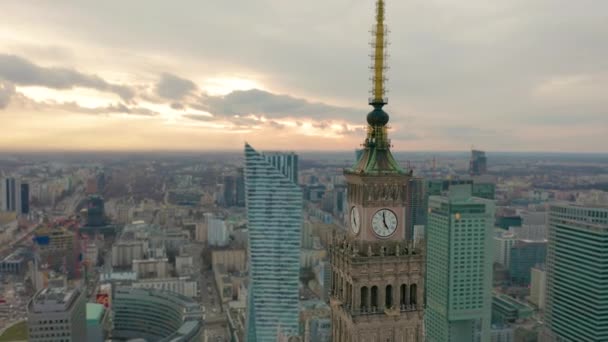 Παλάτι του πολιτισμού και επιστήμη πύργο και panorama Βαρσοβία, Πολωνία. Εναέρια άποψη - Πλάνα, βίντεο