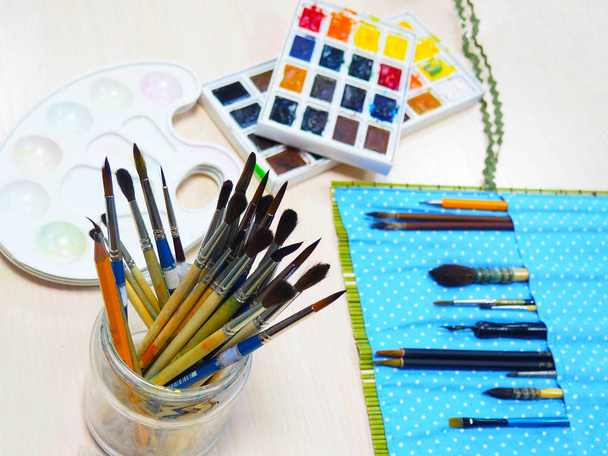 watercolor set tools with brush, pencil, eraser - Foto, Imagem