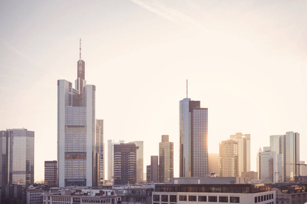 Sunrise Frankfurt Financial District gökdelenler - Fotoğraf, Görsel