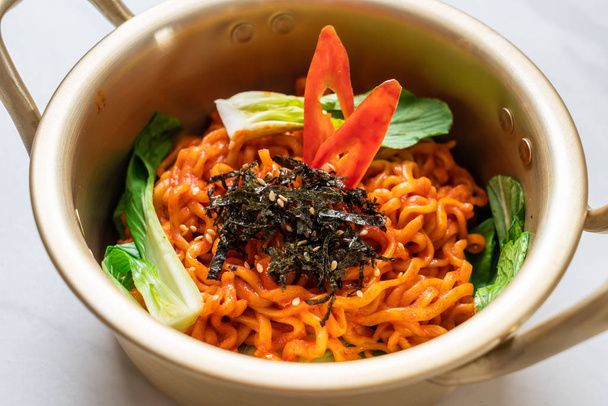 korean instant noodles with vegetable and kimchi - Photo, image