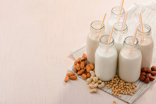 Milk made of nuts - Foto, imagen