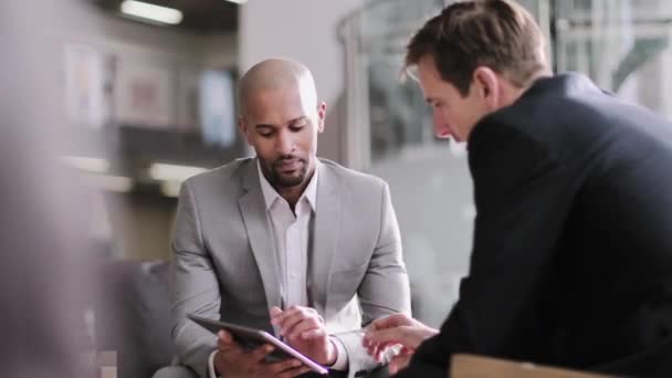 African American businessman in a corporate meeting - Felvétel, videó