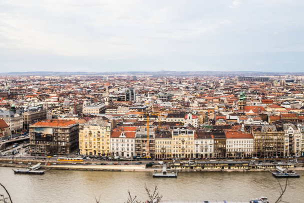 Budapest / Unkari 19.Maaliskuu 2019 Kuva panoraama kaupungin Budapest
 - Valokuva, kuva