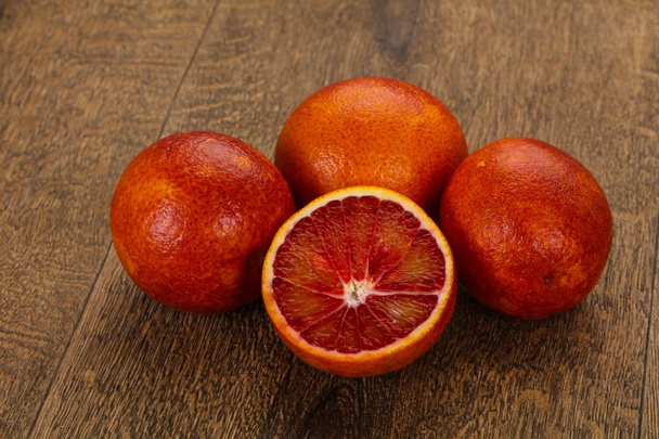 Arancione rosso dolce
 - Foto, immagini