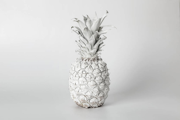 Painted pineapple on white background - Foto, Imagen