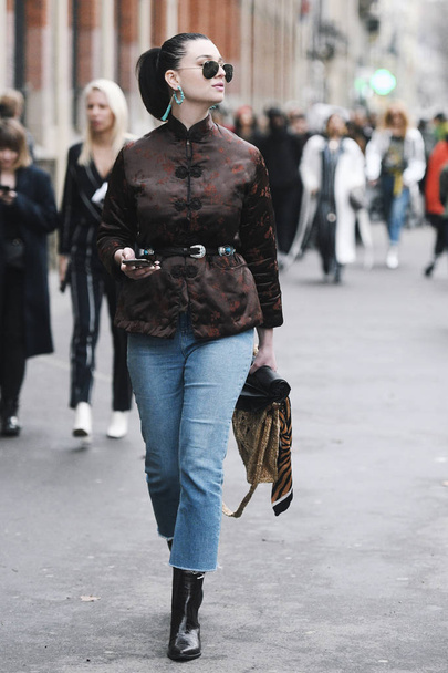 Paris, France - March 01, 2019: Street style outfit -  Fashionable person after a fashion show during Paris Fashion Week - PFWFW19 - Photo, image