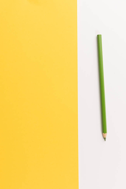 Colored pencil on color paper background - Fotografie, Obrázek