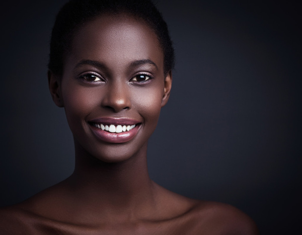 Smiling African Woman - Фото, зображення