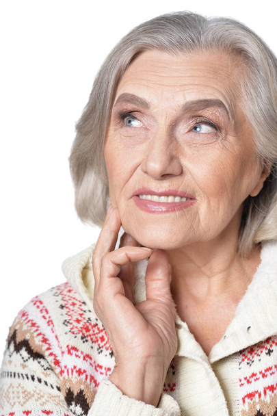 Close up portrait of beautiful senior woman posing isolated on white background - Foto, imagen