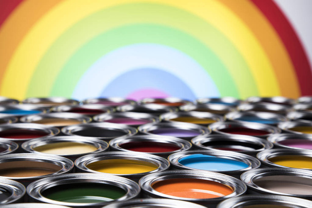Group of tin metal cans with color paint - Foto, Bild