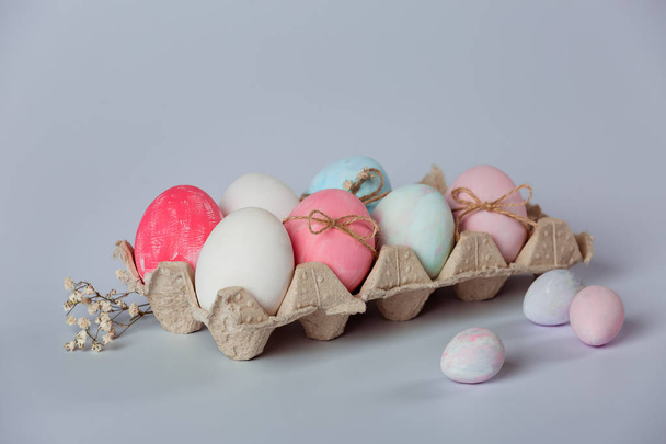 Egg tray. Get ready for Easter. Easter decor. - Foto, Bild