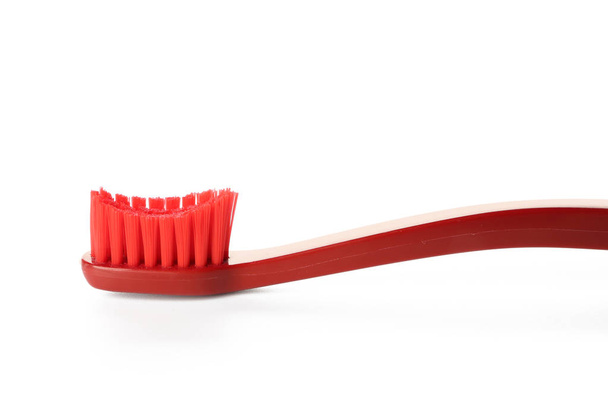 cepillo de dientes sobre fondo blanco - Foto, imagen