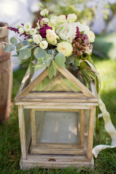 Beyaz ve pembe çiçekli buket düğün - Fotoğraf, Görsel