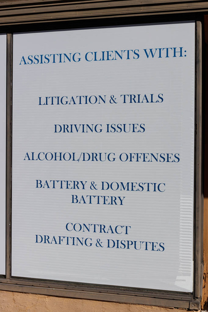 Ben avukat uzmanlaşmış hukuk office reklam saygısızlığa - Fotoğraf, Görsel