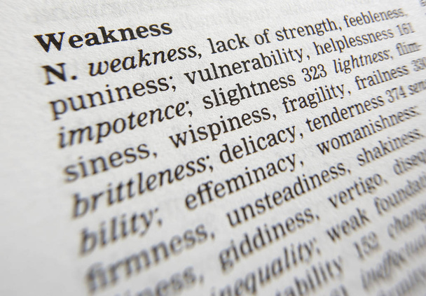 Page Thesaurus montrant la définition de la faiblesse des mots - Photo, image