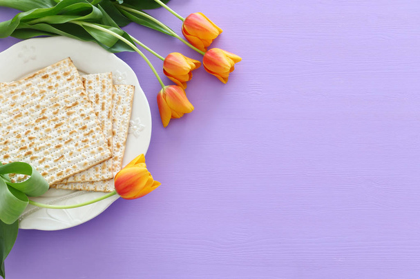 Pesah celebration concept (jewish Passover holiday). Translation for Hebrew Text over plate (Pesah) Passover - Foto, Bild