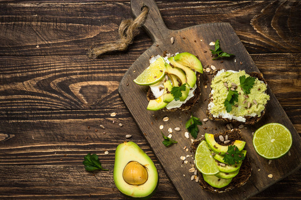 Sandwiches with avocado and cream cheese. - 写真・画像