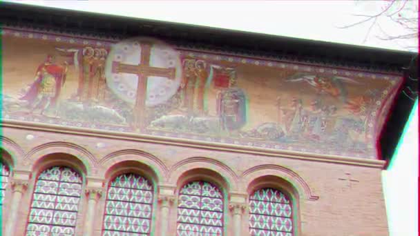 Efecto de fallo técnico. Frescos Parrocchia Santa Croce. Roma, Italia. 4K
 - Imágenes, Vídeo