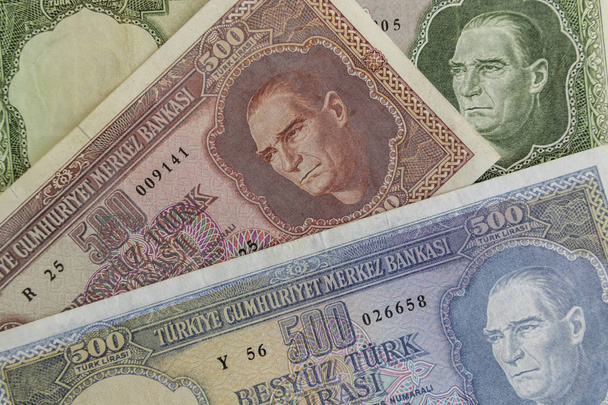 cerrar viejos billetes de lira turca
 - Foto, Imagen