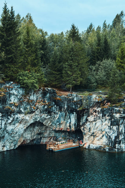 marble canyon in the Republic of Karelia - Фото, изображение