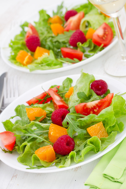Salade fraîche aux framboises
 - Photo, image