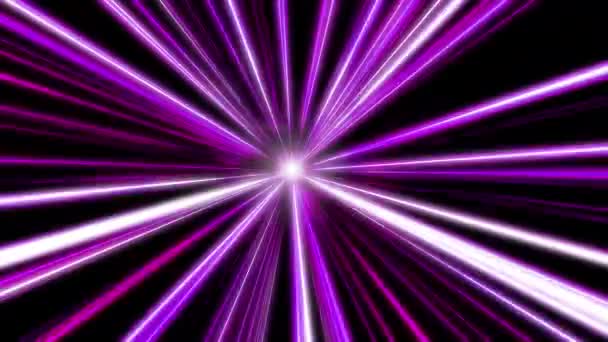 Belépő lila tér-lánc. Absztrakt háttér gyors repülő világos csíkok. Sebesség vonal & repülő izzó alagútba csíkok.   - Felvétel, videó