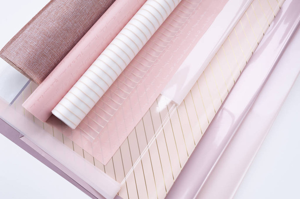a lot of pink packaging film or paper with a different texture - Zdjęcie, obraz