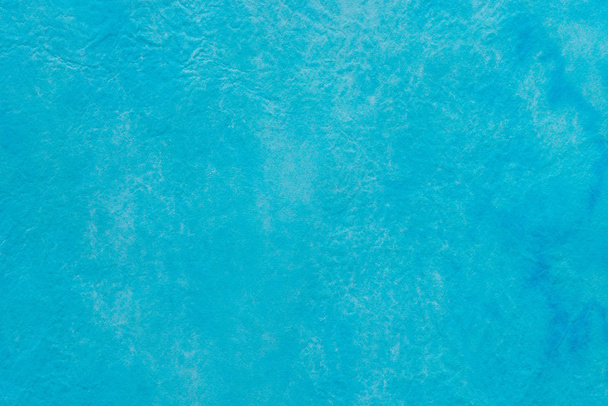 голубой акварелью
  - Фото, изображение