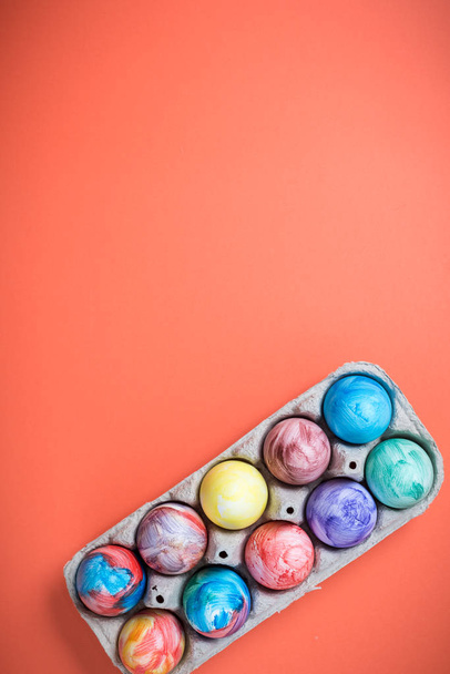 Easter eggs on a Living Coral background - Foto, imagen
