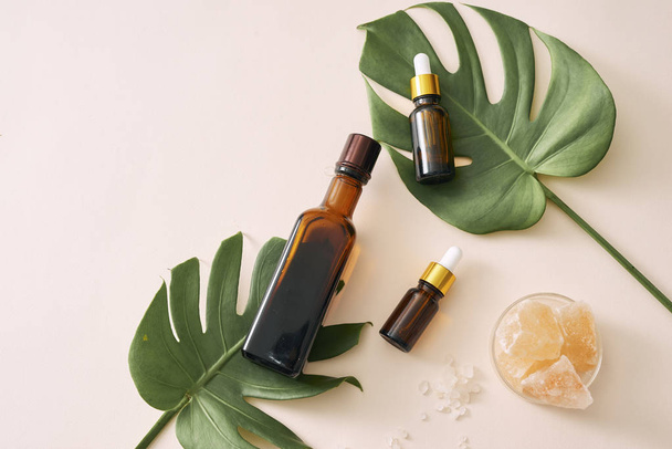 cosmetic nature skincare and essential oil aromatherapy .organic natural science beauty product .herbal alternative medicine . mock up.  - Фото, зображення