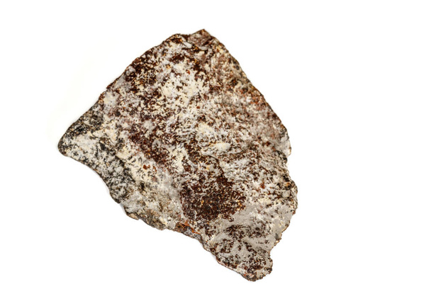 Macro pedra mineral ferro em rocha sobre fundo branco
 - Foto, Imagem