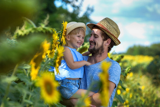 Happy parenthood in the countryside - 写真・画像