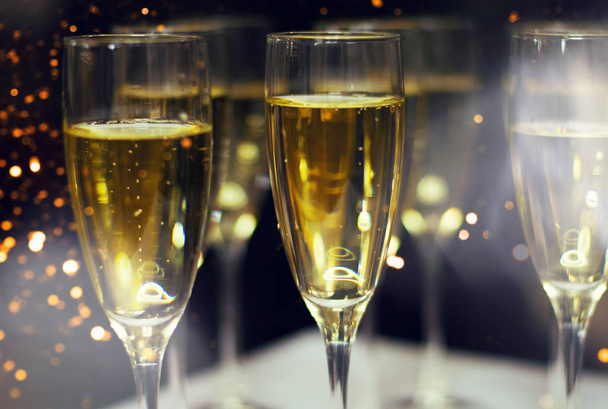 Glasses of champagne with festive background. - Fotoğraf, Görsel
