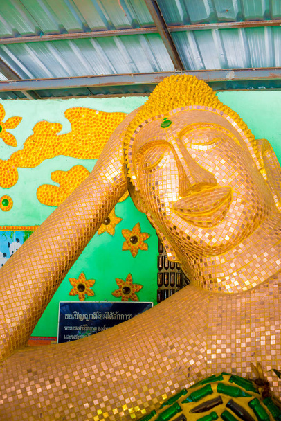 Тайська повсякденне життя в Бангкоку, Таїланд. Таїланд відомий як країна з посмішкою. - Фото, зображення