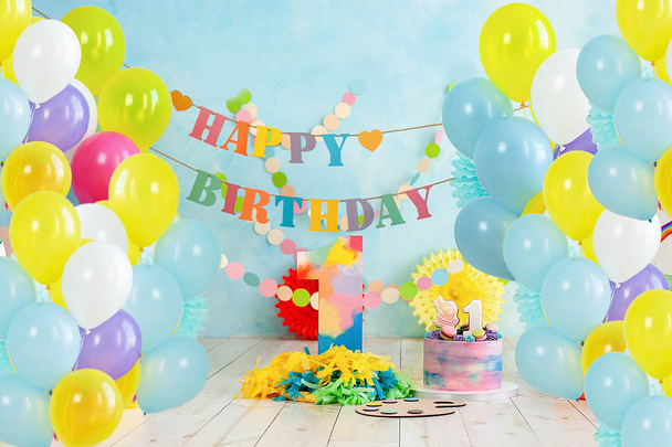 First birthday smash the cake. birthday greetings. - Фото, изображение