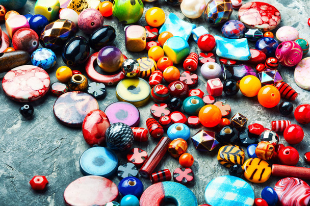 Perles ou perles colorées
 - Photo, image