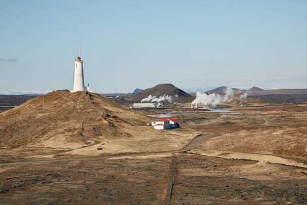 Old White Lighthouse on a hill - Φωτογραφία, εικόνα