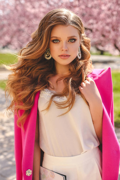 beautiful young girl with natural hair color in elegant clothes  - Φωτογραφία, εικόνα