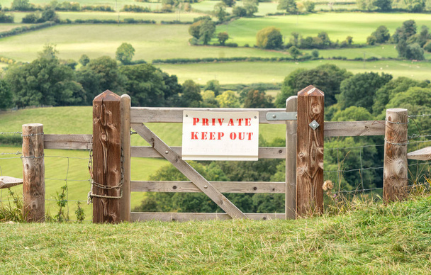 Private Keep Out sign, Gloucestershire, Inghilterra
 - Foto, immagini