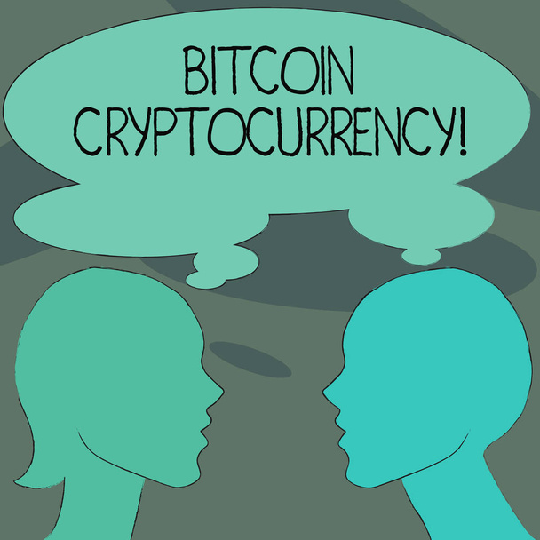 Handgeschreven tekst Bitcoin Cryptocurrency. Begrip betekenis digitale betaling valuta maakt gebruik van cryptocurrencies silhouet zijaanzicht profiel afbeelding van Man en vrouw met gedeelde dacht dat Bubble. - Foto, afbeelding