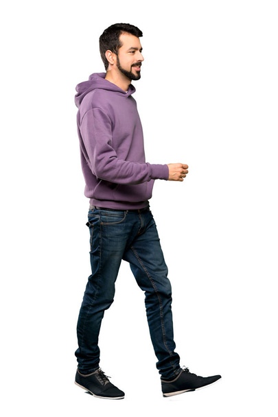 Handsome man with sweatshirt walking - Foto, Imagem