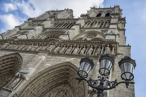 Cathedral Notre-Dame in Paris - 写真・画像