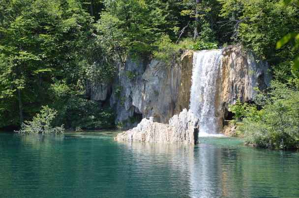 Jeziora Plitwickie i Park Narodowy wodospadów, Chorwacja  - Zdjęcie, obraz