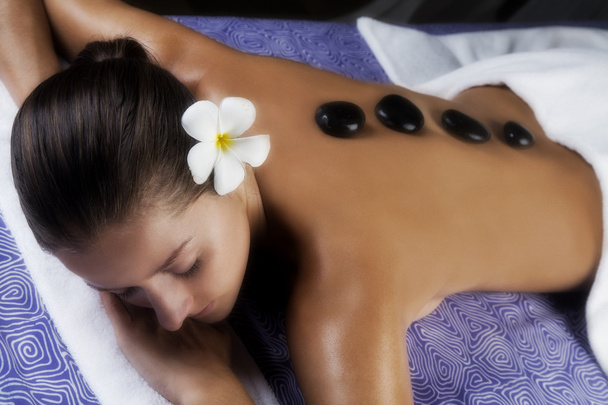 Spa. Massage de pierre
 - Photo, image