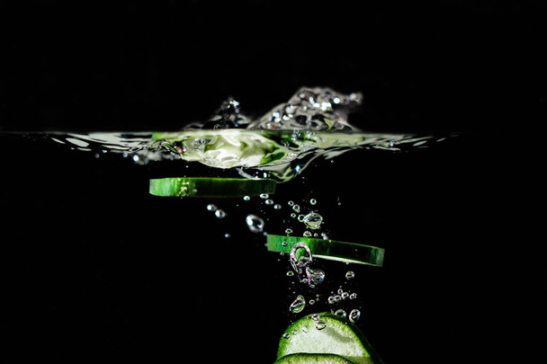 cucumber black water splash - Fotó, kép