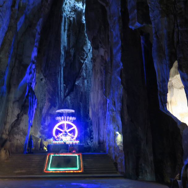 「大理石の山」での洞窟の中で、ダナン、中央ベトナム、3月2019 - 写真・画像