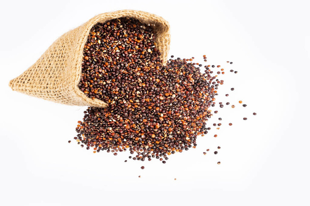 Seeds of black quinoa - Chenopodium quinoa. White background - Foto, Imagem