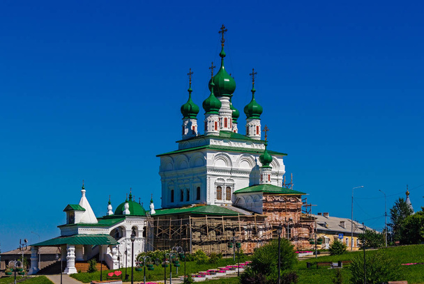 russian trinity cathedral in solikamsk on a summer day - Valokuva, kuva
