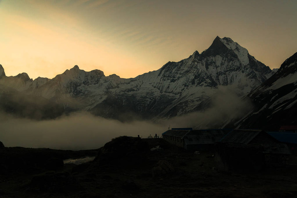 Annapurna sanktuarium Trek w Nepalu Himalaya - Zdjęcie, obraz
