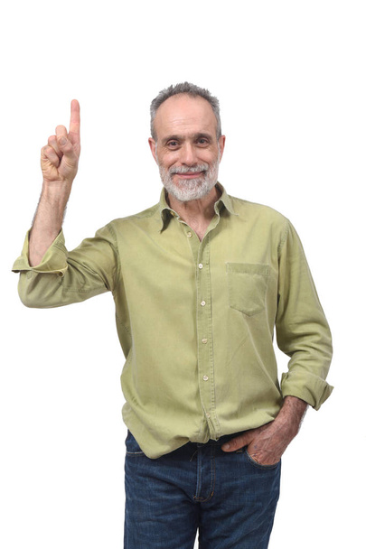 Senior man met vinger in de vorm van het aantal  - Foto, afbeelding